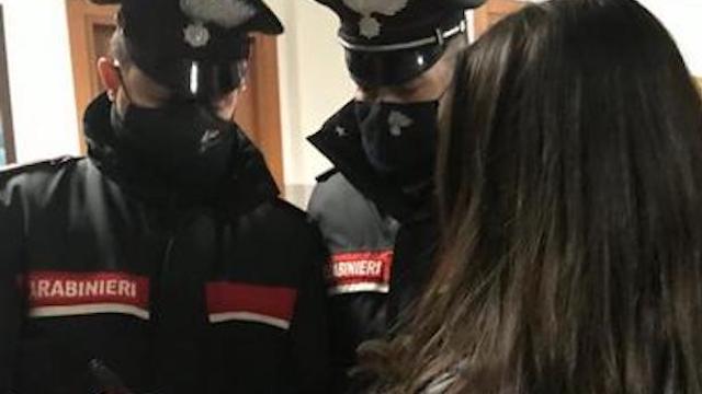 Marocchino strappa braccialetto a un bimbo sul passeggino: arrestato dai carabinieri