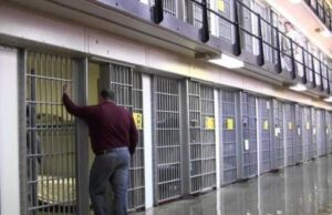 Contagi in aumento nelle carceri Liguria, la denuncia dell’Uilpa Ferroviere aggredito: Presto tornerò a lavorare