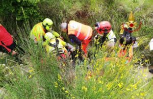 Soccorso dei VVF a una persona sopra Quiliano
