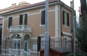 Loano, al Piccolo Principe “Sguardi s-velati” Loano, al Piccolo Principe "Sguardi s-velati"