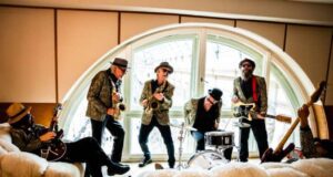 Al cinema America Extraliscio Punk da balera