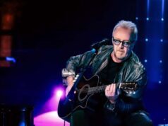 Parte il tour acustico di Umberto Tozzi Parte il tour acustico di Umberto Tozzi