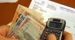 Aumenti Energia elettrica +30%, gas +15%, la fasce protette