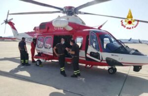 I Vigili del fuoco di Savona in servizio in Sardegna Passo del Bocco, centauro a terra: soccorso in elicottero