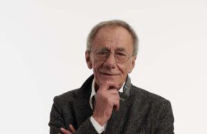 Roberto Vecchioni sold out a Cervo Roberto Vecchioni sold out a Cervo