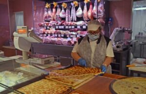 Riapre oggi la Coop di Piccapietra Riapre oggi la Coop di Piccapietra