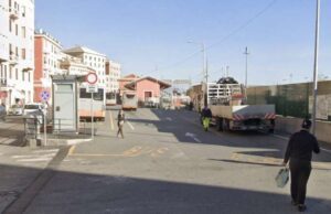 Voltri pericolosa di notte. Rossi (Lega): sbandati si accampano infastidendo passanti Voltri pericolosa di notte. Rossi (Lega): Sbandati, si accampano infastidendo ragazzi e passanti