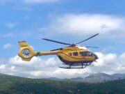 Mezzanego, in moto contro un muretto: centauro soccorso con il Grifo