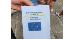 Pass rafforzato, nuove restrizione e l’obbligo vaccinale per gli over 50