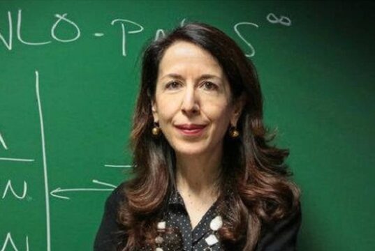 Medaglia Dirac alla fisica Alessandra Buonanno