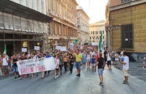 No Green pass e free vax genovesi: lotta al Governo per la libertà No green pass | Oggi alle 15 presidio studenti a Brignole, alle 18 corteo