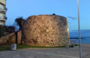 Continua il teatro all’aperto a San Bartolomeo Continua il teatro all'aperto a San Bartolomeo