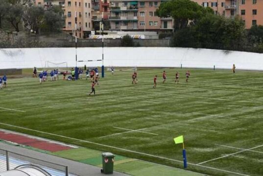 M5S: stadio Carlini Bollesan in stato di degrado e abbandono Genova, Lo Stadio Carlini sarà restaurato