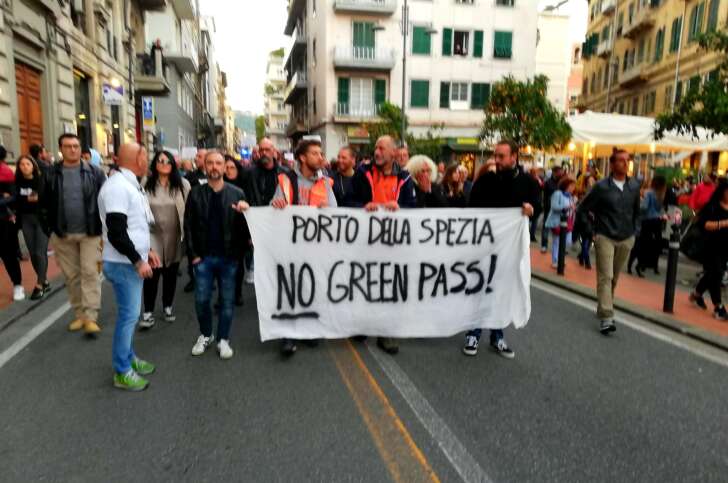 Trieste chiama, La Spezia risponde | Manifestazione contro il Green pass