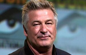 L’attore Alec Baldwin spara sul set: muore 42enne, ferito regista ’attore Alec Baldwin spara sul set, muore 42enne, ferito regista