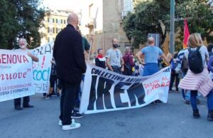 Manifestazione contro Draghi e Green pass | Piazza Corvetto bloccata