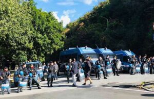 Centro sociale Tdn, iniziato all’alba lo sgombero | Aggiornamento Centro sociale Tdn, iniziato all’alba lo sgombero | Aggiornamento