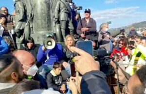 L’incontro tra il Coordinamento 15 ottobre e il ministro Patuanelli L’incontro tra il Coordinamento 15 ottobre il ministro Patuanelli