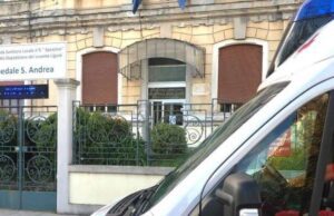 Morto con coronavirus a 37 anni: era vaccinato con prima dose AstraZeneca