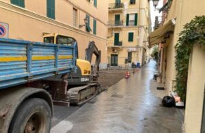 Lavori in corso in via Gramsci ad Alassio Lavori in corso in Via Gramsci