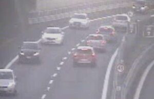 A12, incidente tra Rapallo e Chiavari in area di cantiere, 4 km di coda A12, incidente tra Rapallo e Chiavari in area di cantiere, fino a 4 km di coda