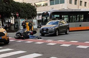 Incidente in via Rimassa, due scooter a terra