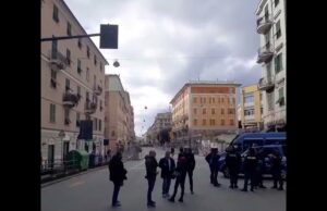 No Green pass | Tensione a Cornigliano, militanti Cgil bloccano corteo?