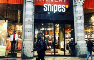 Ruba giacca da Snipes in via XX Settembre: preso 25enne marocchino