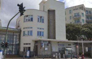 Stufa difettosa, 3 bimbi e genitori intossicati dal monossido di carbonio Auto si ribalta al Righi, 4 i feriti tra cui 2 bambini