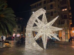 Chiavari accende le luci di Natale