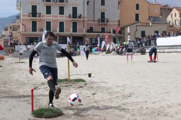 Alassio, torna il Footgolf in​ spiaggia, versione web tv per l'Airc