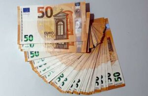 Dal 1° gennaio stretta sul contante: soglia scende a 1000 euro A Genova un incontro sul sovraindebitamento, gli strumenti per superarlo