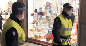 Norme anti Covid, dalla Polizia locale 5 sanzioni a Genova
