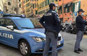 Controlli anti Covid-19 a tappeto della Polizia a Genova Controllo norme anticovid Polizia: 6 sanzionati tra cui un 75enne dal gommista