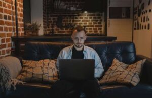 Smart working: una risorsa importante per la nostra economia Smart working: una risorsa importante per la nostra economia