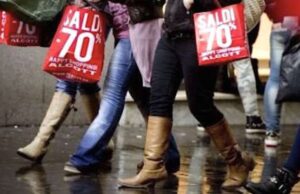 Guida ai saldi invernali: prestare attenzione. Alcuni consigli Guida ai saldi invernali: prestare attenzione ed alcuni consigli