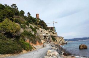 A Ceriale proseguono i lavori sul litorale A Ceriale proseguono i lavori sul litorale