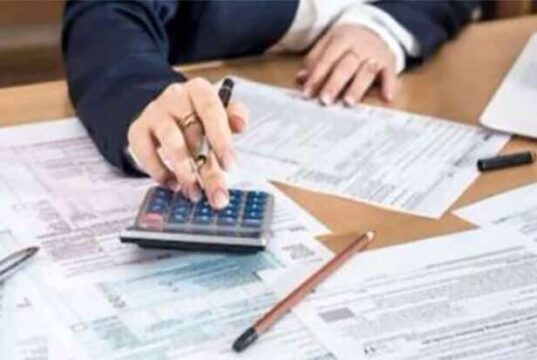 Irpef 2022, nuova riforma: chi perde e chi guadagna? Riforma fiscale, la Camera approva: è legge