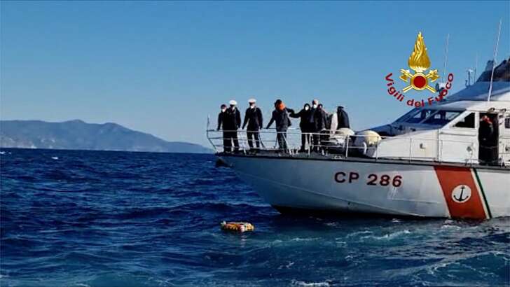 Tragedia Costa Concordia, nel decennale i naufraghi tornano al Giglio