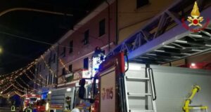 Sarzana, incendio in una casa di riposo: fiamme spente dai VVF