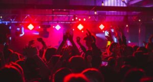 Finalmente in Liguria riaprono le Discoteche
