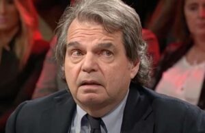 Brunetta lascia Forza Italia: ha rinnegato la sua storia Da Usb una Brunetta lascia Forza Italia: Ha rinnegato la sua storia
