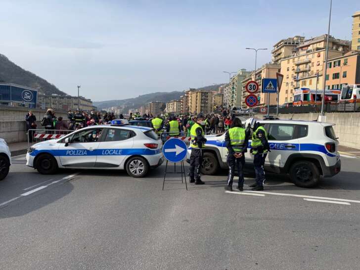 Pedalata a traffico zero a Genova