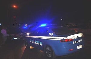 Sanremo, la Polizia arresta 19enne tunisino per tentato furto di auto Rapina a Sampierdarena, fermati tre algerini in piazza Barabino