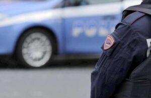 Ventimiglia, libici rubano occhiali e aggrediscono commessa: presi polizia generica