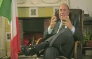 Addio a Maurizio Antonini, sosia di Berlusconi Addio a Maurizio Antonini, sosia di Berlusconi