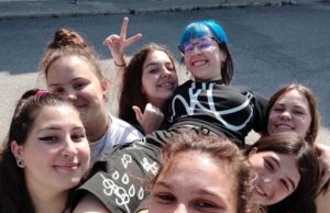 Questa sera a Pietra Ligure Girls side story Questa sera a Pietra Ligure Girls side story