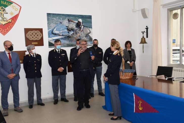 La Spezia, consegnate medaglie di commiato a personale della Polizia