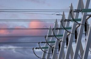 Problemi sui pagamenti, Russia interromperà elettricità alla Finlandia