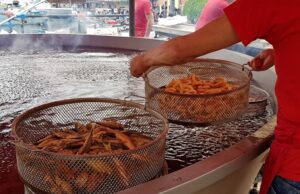 Sagra del Pesce di Camogli, variazioni percorso per Amt Linea 773 Camogli, Sagra del Pesce per buon gustai del buon pesce fritto